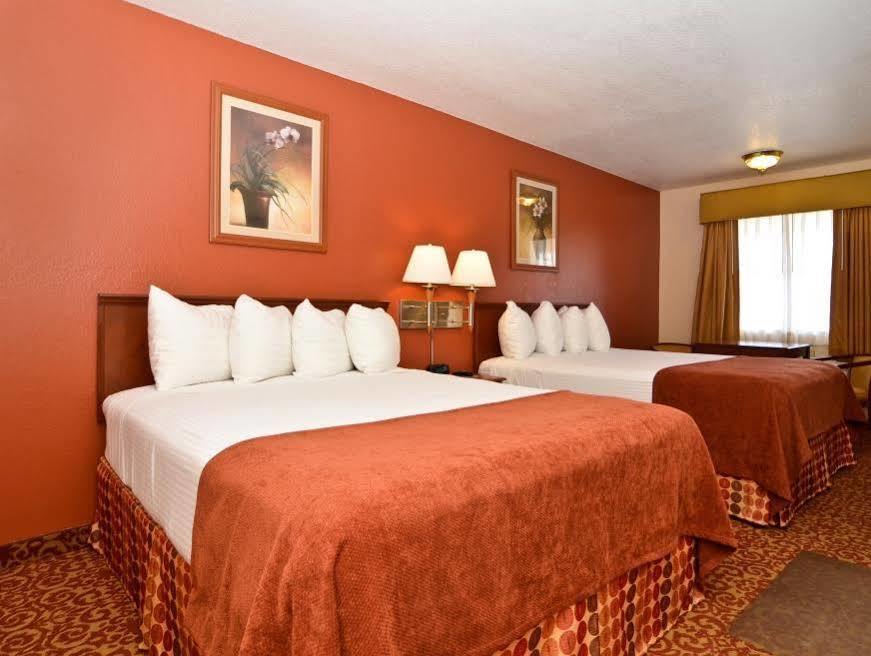 Surestay Hotel By Best Western Zapata Exteriér fotografie